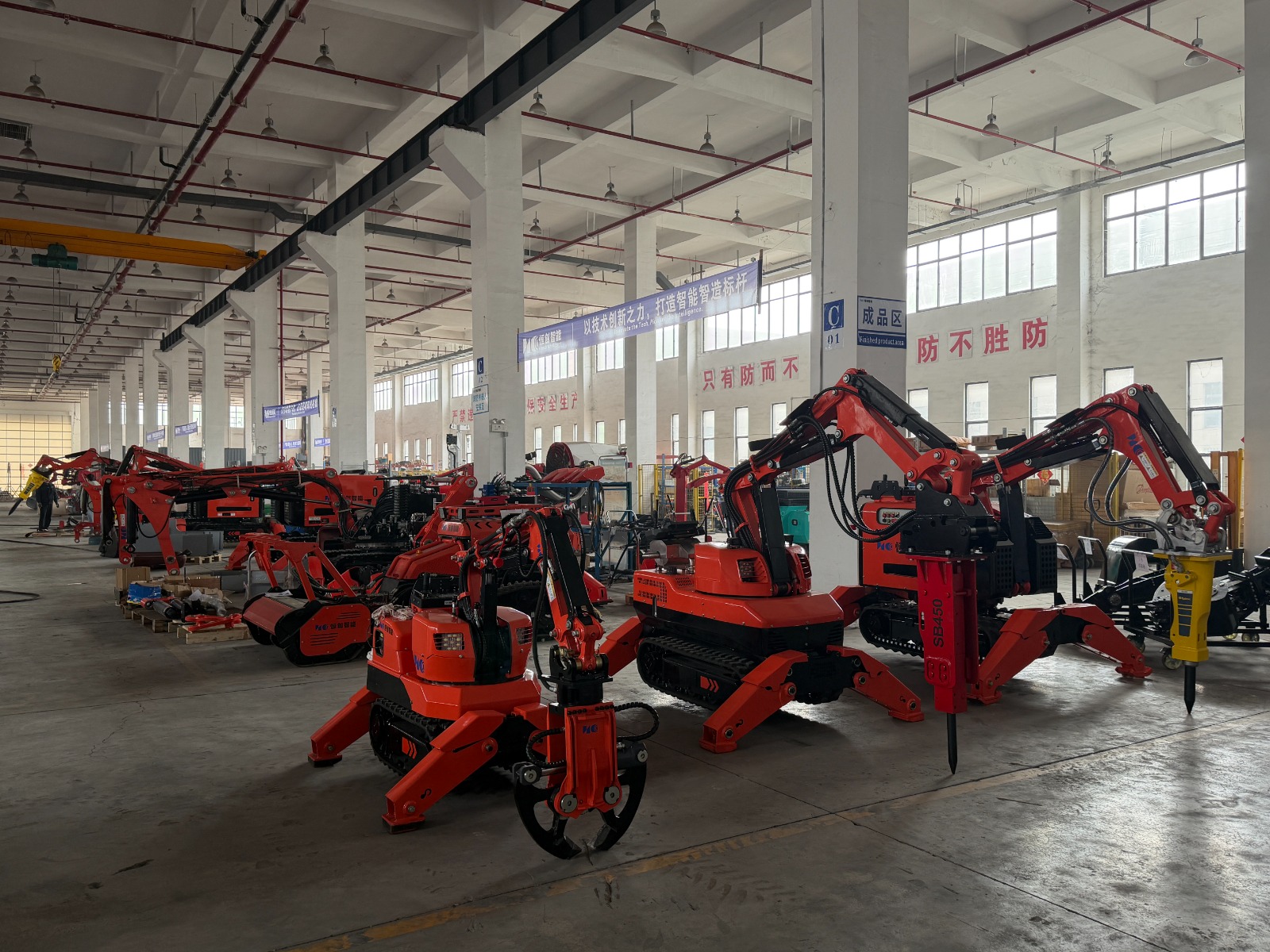 HCROT factory and machine line-up — photo 11 of 13
